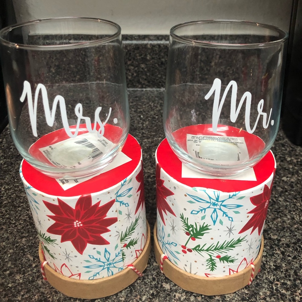 Mrs And Mr glasses